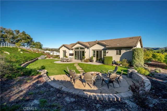 701 White Court, Arroyo Grande, CA 93420