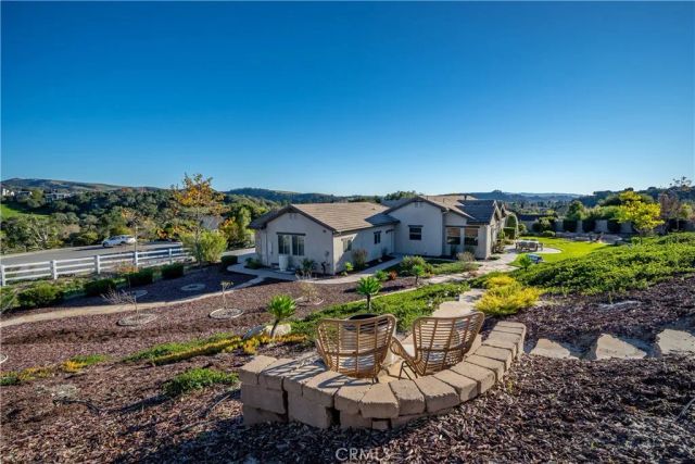 701 White Court, Arroyo Grande, CA 93420