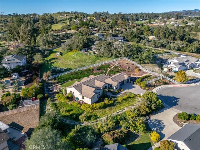 701 White Court, Arroyo Grande, CA 93420