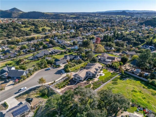 701 White Court, Arroyo Grande, CA 93420
