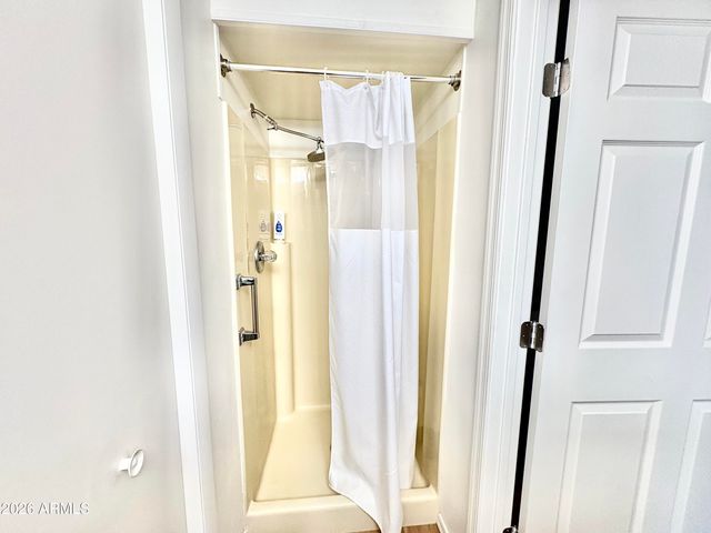 111 S GREENFIELD Road 589, Mesa, AZ 85206