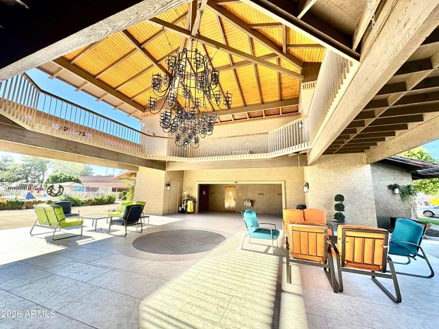 111 S GREENFIELD Road 589, Mesa, AZ 85206