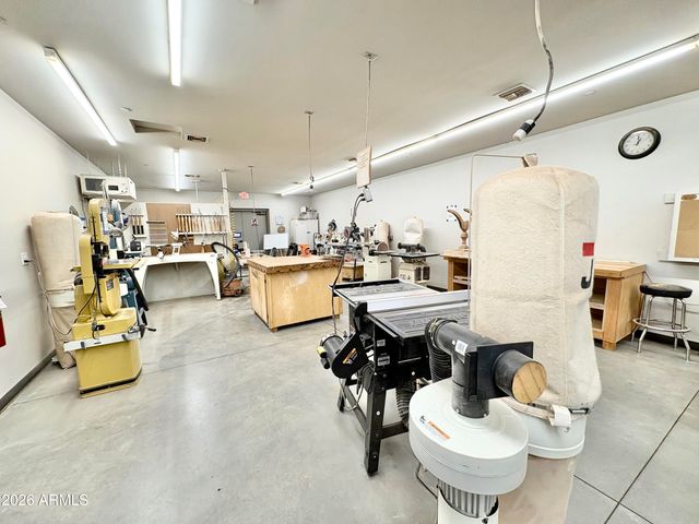 111 S GREENFIELD Road 589, Mesa, AZ 85206