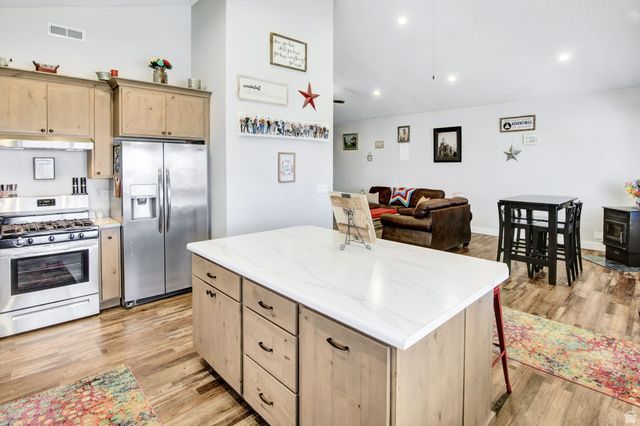 5245 W 4000 N, Corinne, UT 84307