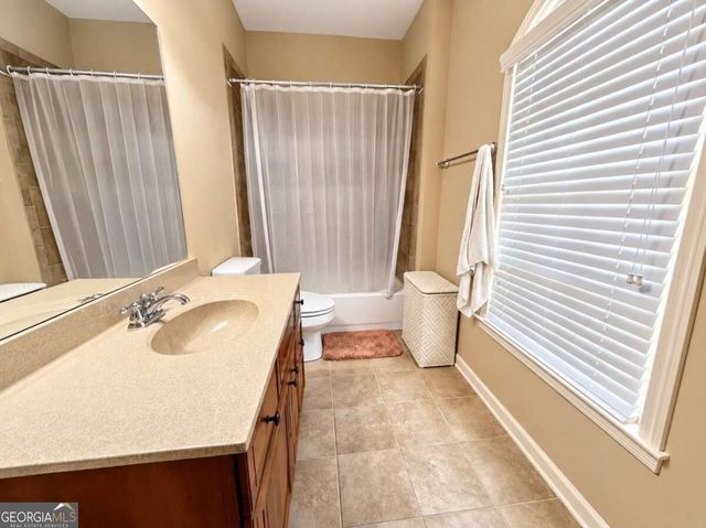 1653 Elesmere Oak Court, Duluth, GA 30097