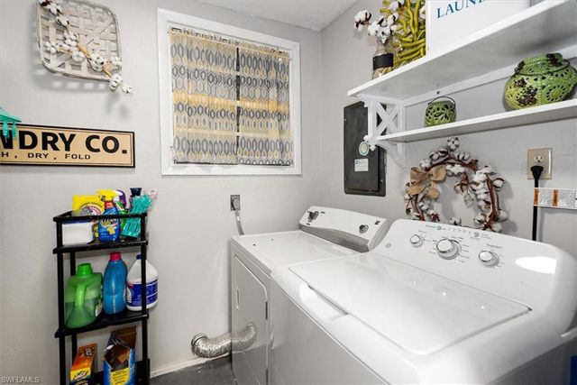 162 Brooks RD, North Fort Myers, FL 33917