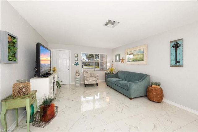 162 Brooks RD, North Fort Myers, FL 33917