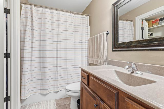 5102 Bramblewood Drive, Manhattan, KS 66503