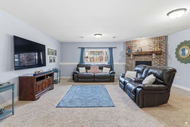 5102 Bramblewood Drive, Manhattan, KS 66503