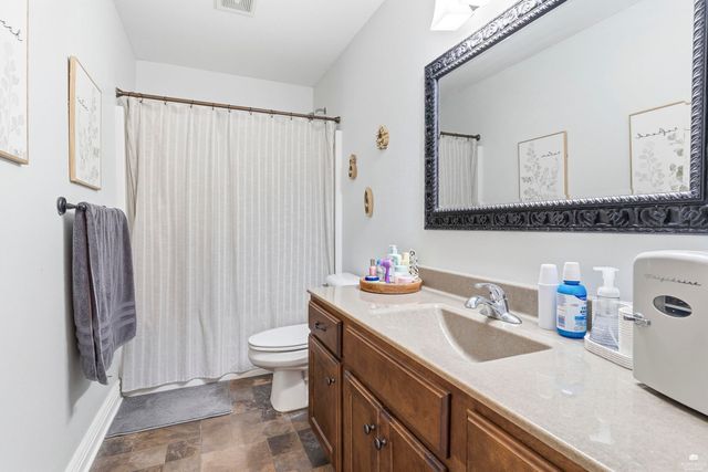 5102 Bramblewood Drive, Manhattan, KS 66503