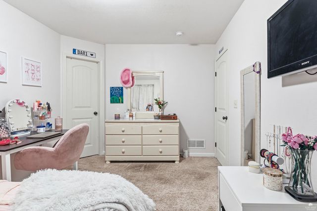 5102 Bramblewood Drive, Manhattan, KS 66503