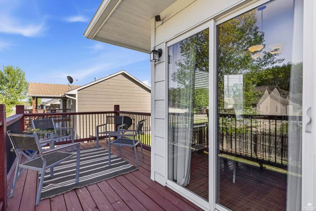 5102 Bramblewood Drive, Manhattan, KS 66503