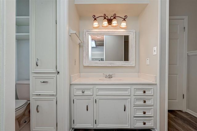 8515 Twelve Oaks Drive, Texas City, TX 77591