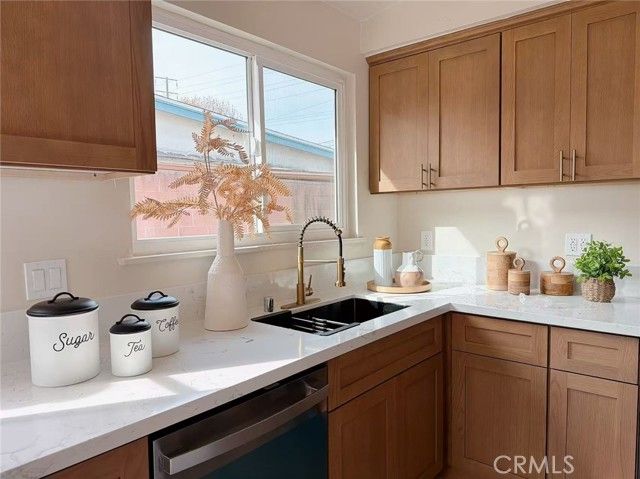 1042 Vineland, La Puente, CA 91746