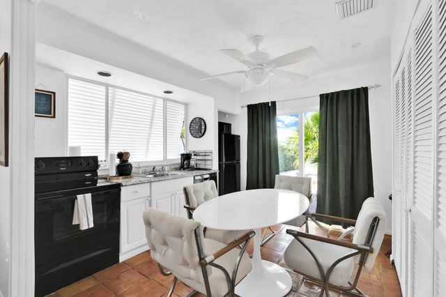 3218 Palm Drive, Delray Beach, FL 33483