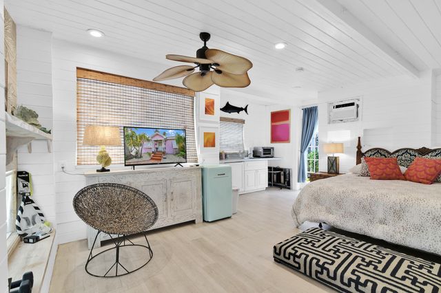 3218 Palm Drive, Delray Beach, FL 33483