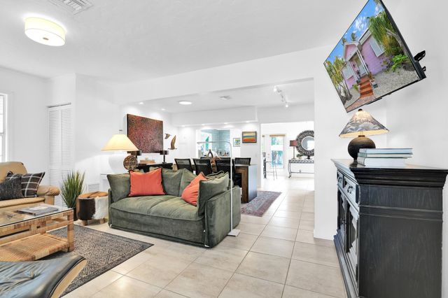 3218 Palm Drive, Delray Beach, FL 33483