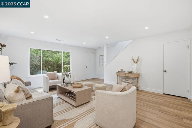 57 Parkview Ter, San Pablo, CA 94806