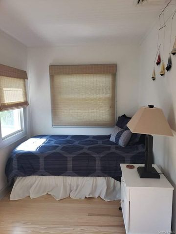 40 Atlantic Avenue, Seaview, NY 11770