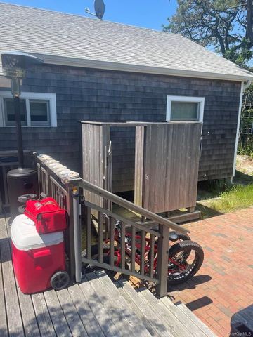 40 Atlantic Avenue, Seaview, NY 11770