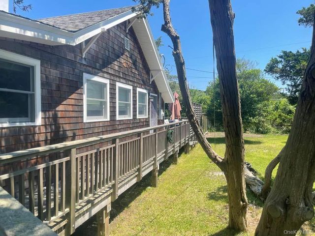 40 Atlantic Avenue, Seaview, NY 11770