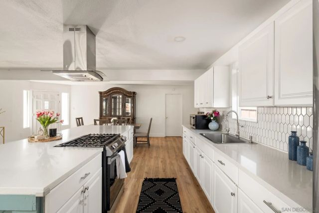 41 E Palomar, Chula Vista, CA 91911