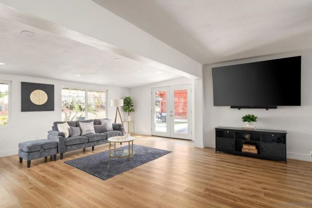 41 E Palomar, Chula Vista, CA 91911