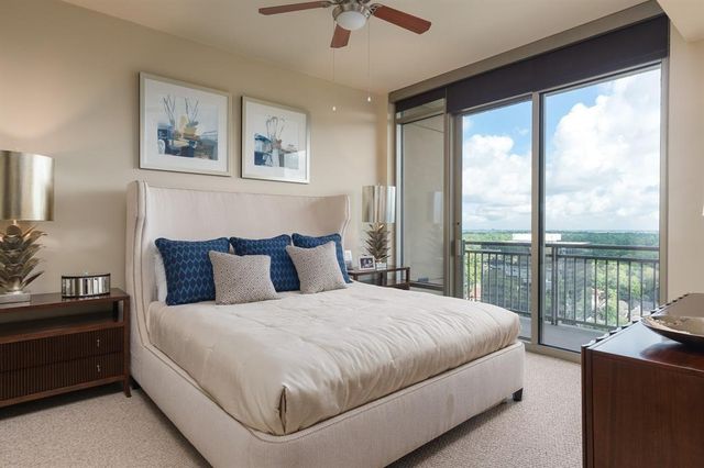 7 Riverway 1201, Houston, TX 77056