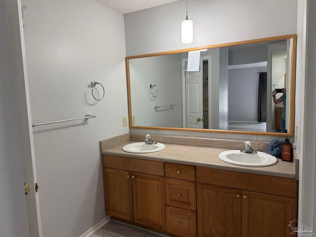 2299 Scenic Hwy Q-8, Pensacola, FL 32503