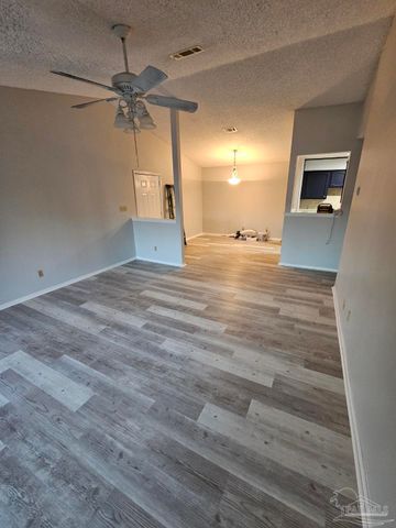 2299 Scenic Hwy Q-8, Pensacola, FL 32503
