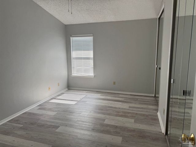 2299 Scenic Hwy Q-8, Pensacola, FL 32503