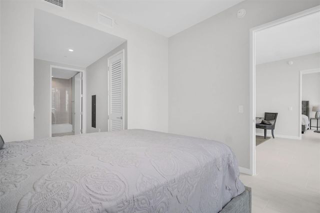 400 CENTRAL AVENUE 1204, St Petersburg, FL 33701