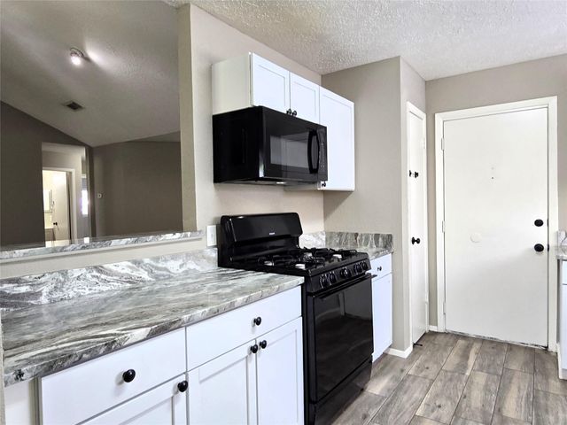 24015 Farm Hill Road, Spring, TX 77373