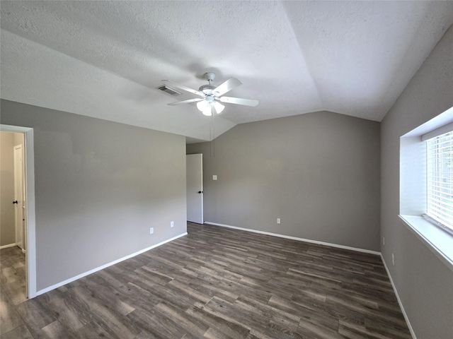 24015 Farm Hill Road, Spring, TX 77373
