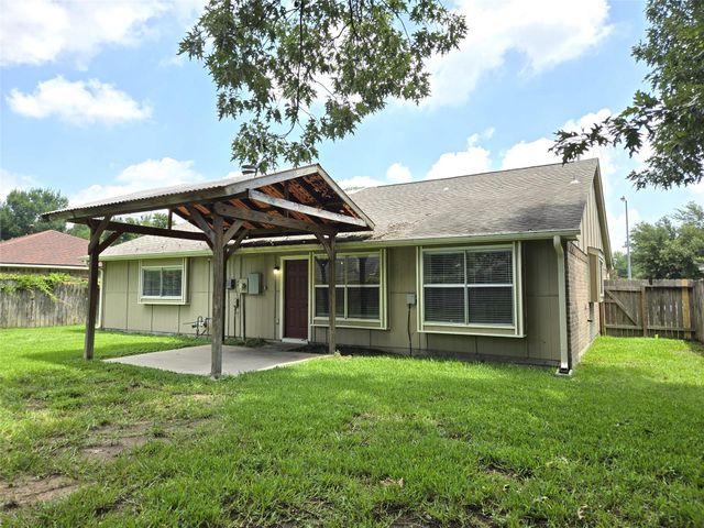 24015 Farm Hill Road, Spring, TX 77373