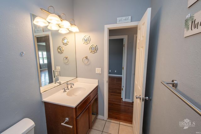 7816 W Frankie Lane, Yorktown, IN 47396