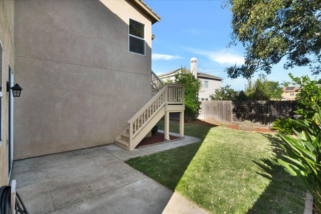1667 Sallie O Dr, Manteca, CA 95336