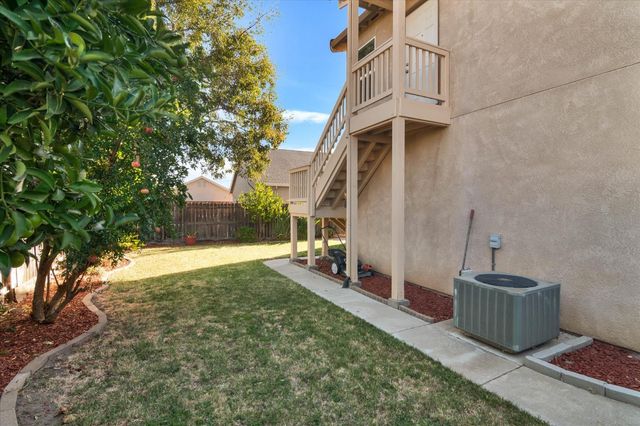 1667 Sallie O Dr, Manteca, CA 95336