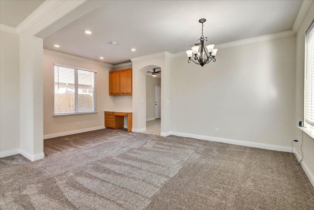1667 Sallie O Dr, Manteca, CA 95336