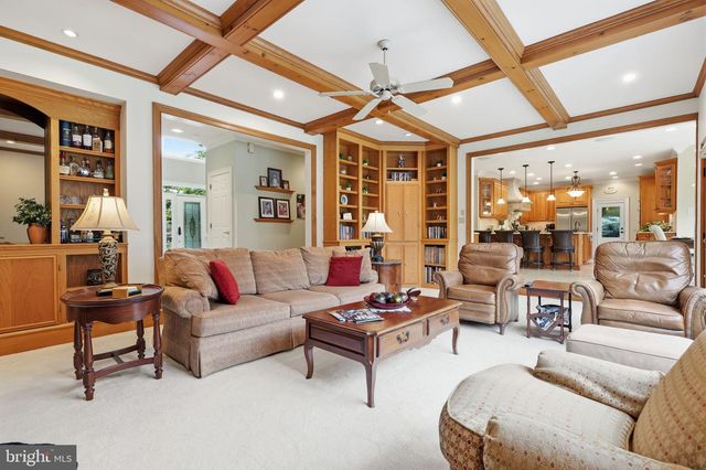 324 RIDGE AVE, Newtown, PA 18940