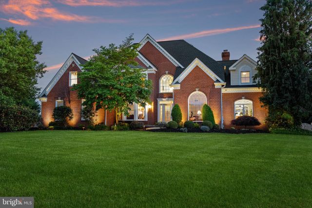 324 RIDGE AVE, Newtown, PA 18940
