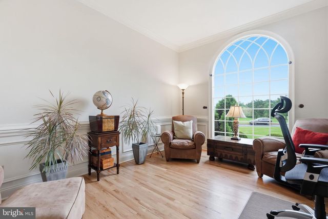 324 RIDGE AVE, Newtown, PA 18940