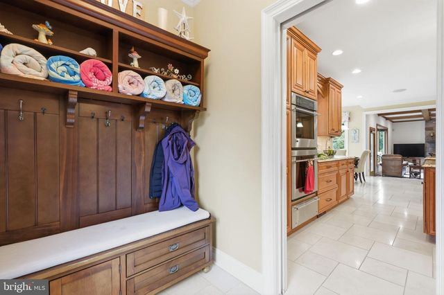324 RIDGE AVE, Newtown, PA 18940