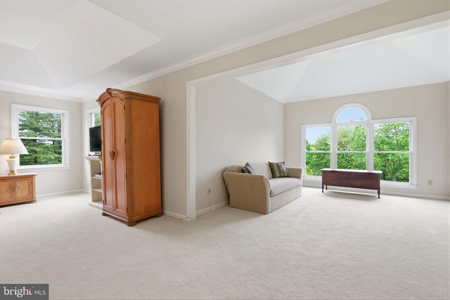 324 RIDGE AVE, Newtown, PA 18940