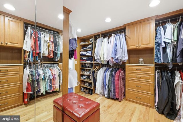 324 RIDGE AVE, Newtown, PA 18940