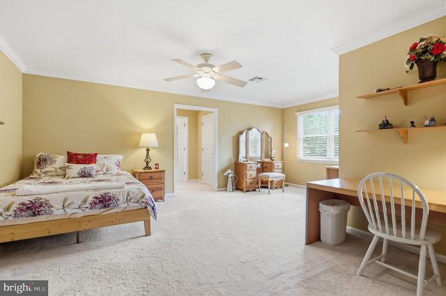 324 RIDGE AVE, Newtown, PA 18940