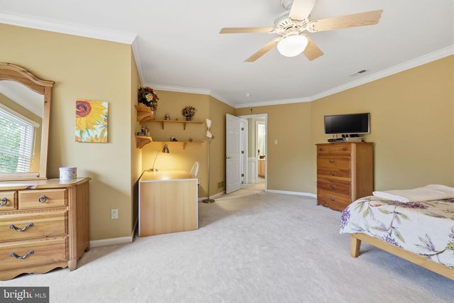 324 RIDGE AVE, Newtown, PA 18940