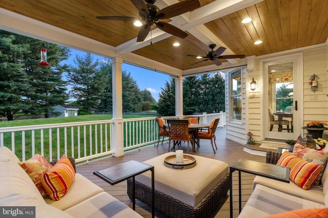 324 RIDGE AVE, Newtown, PA 18940