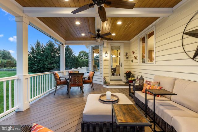 324 RIDGE AVE, Newtown, PA 18940
