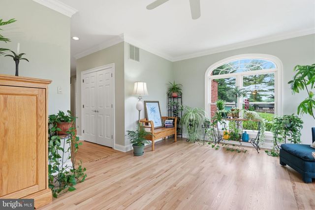 324 RIDGE AVE, Newtown, PA 18940